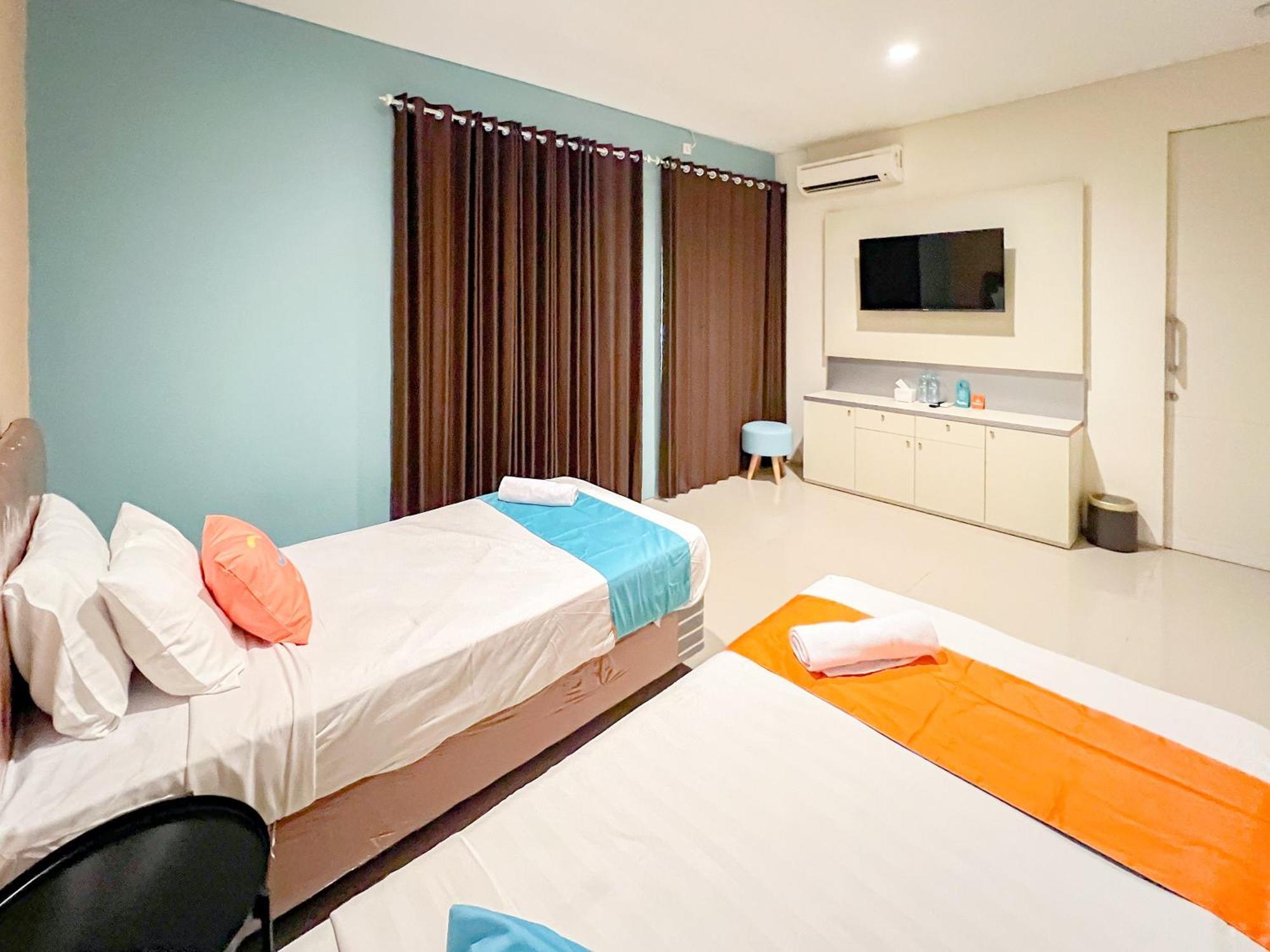 Sans Stay Bukit Palma Citraland Surabaya Kültér fotó