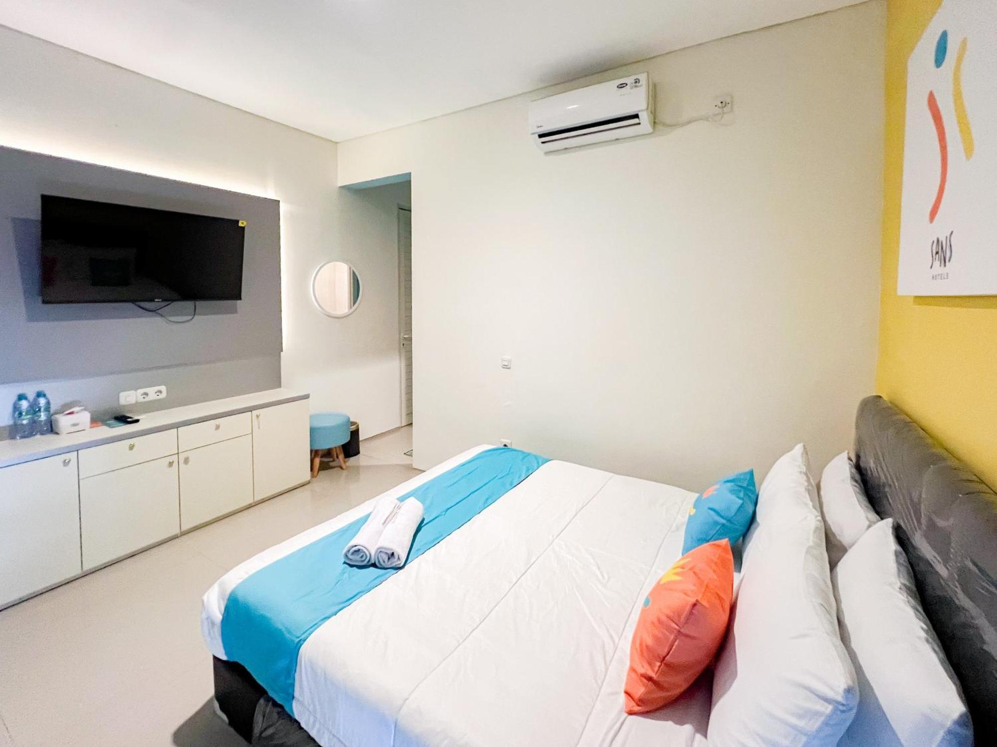 Sans Stay Bukit Palma Citraland Surabaya Kültér fotó
