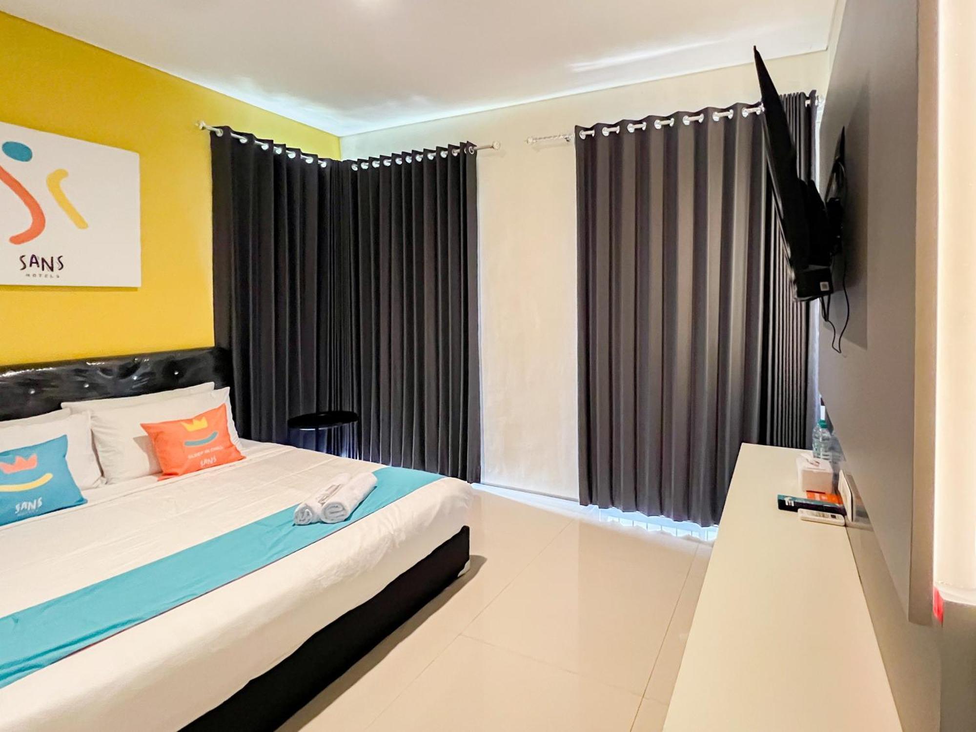 Sans Stay Bukit Palma Citraland Surabaya Kültér fotó