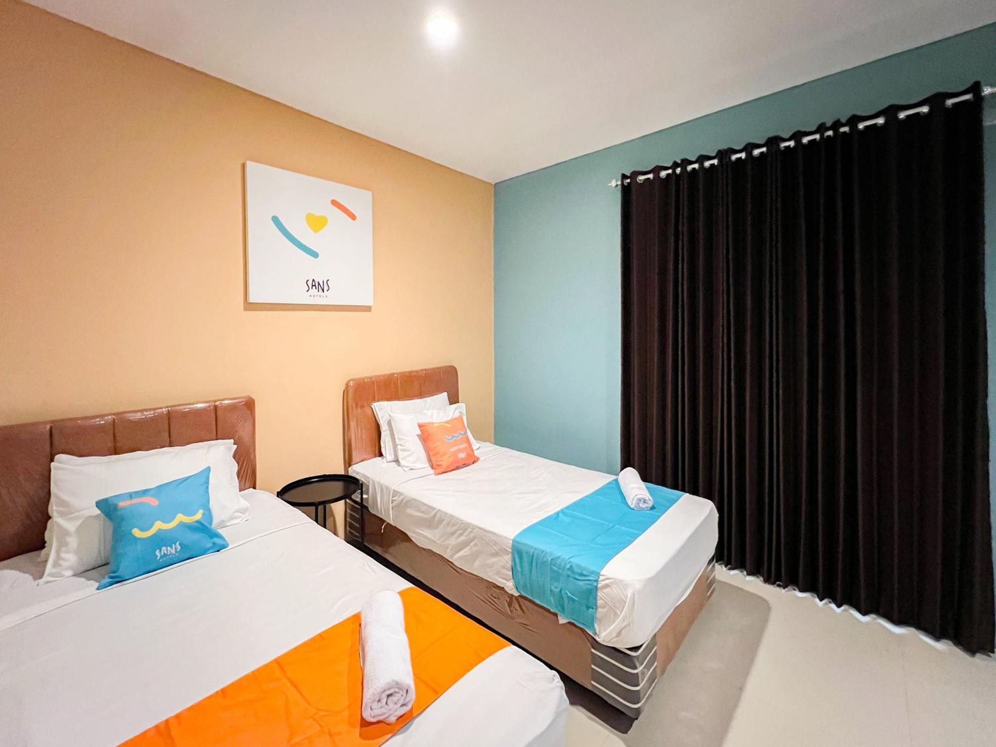 Sans Stay Bukit Palma Citraland Surabaya Kültér fotó